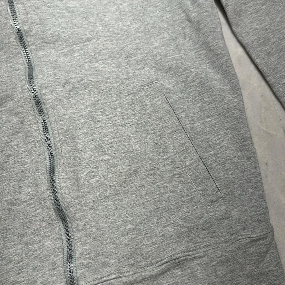 Chic zip up light sweater- soft! - Picture 3 of 5